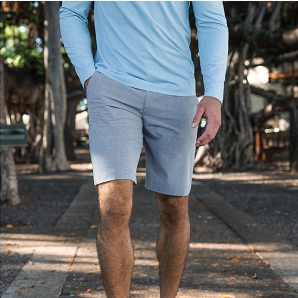 TRAVIS MATHEW MENS BECK GOLF SHORTS IN GRAY - 38